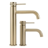 Mezclador de lavabo bajo Rea Lungo Grip, oro cepillado (REA-B6950)