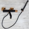 Mezclador de baño Rea Salto negro/dorado (REA-B6352)