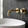 смеситель для умывальника Rea Lungo скрытого монтажа, stripe brush gold + box (REA-B7431)